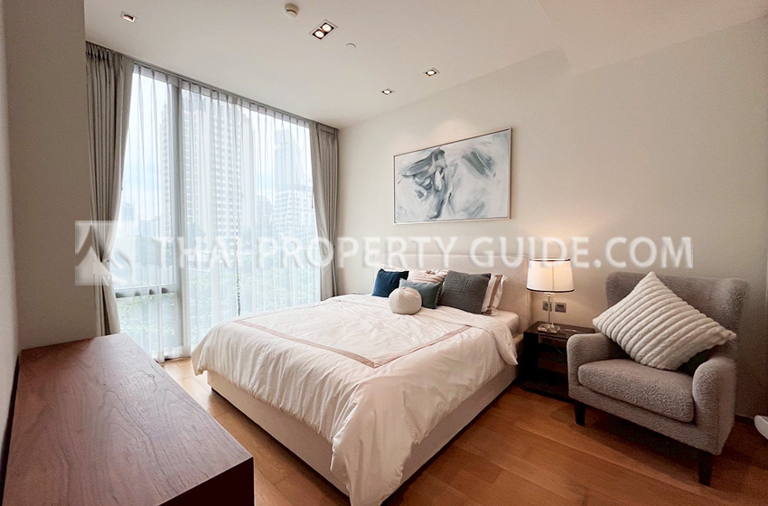 Condominium in Ploenchit 